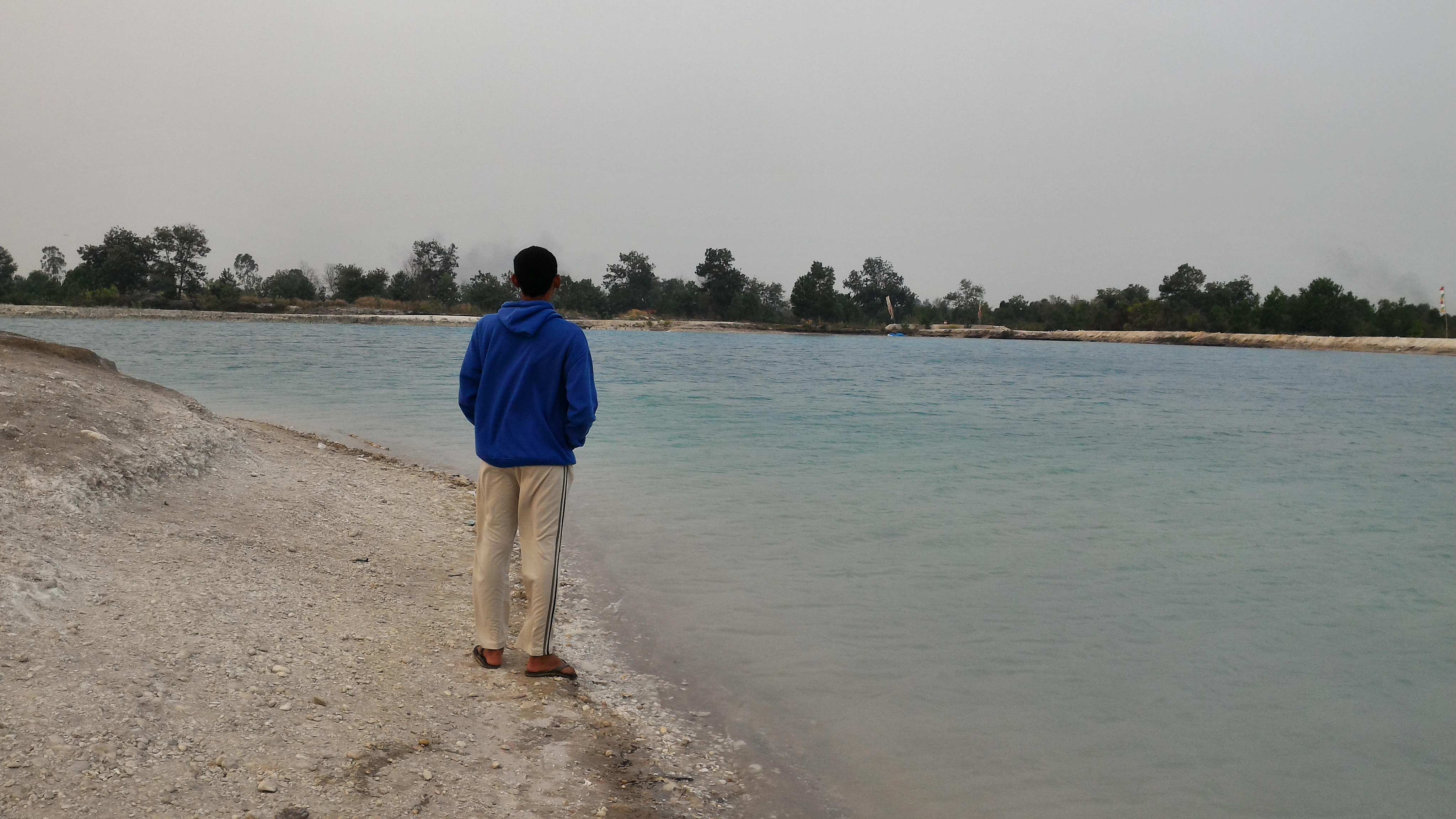 Danau Biru Gambut Kalimantan Selatan